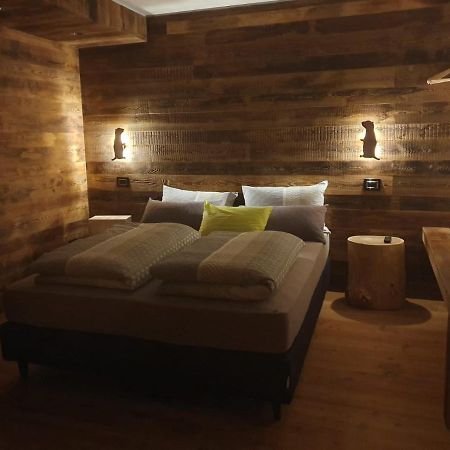 Chrys B&B 瓦尔富尔瓦 外观 照片